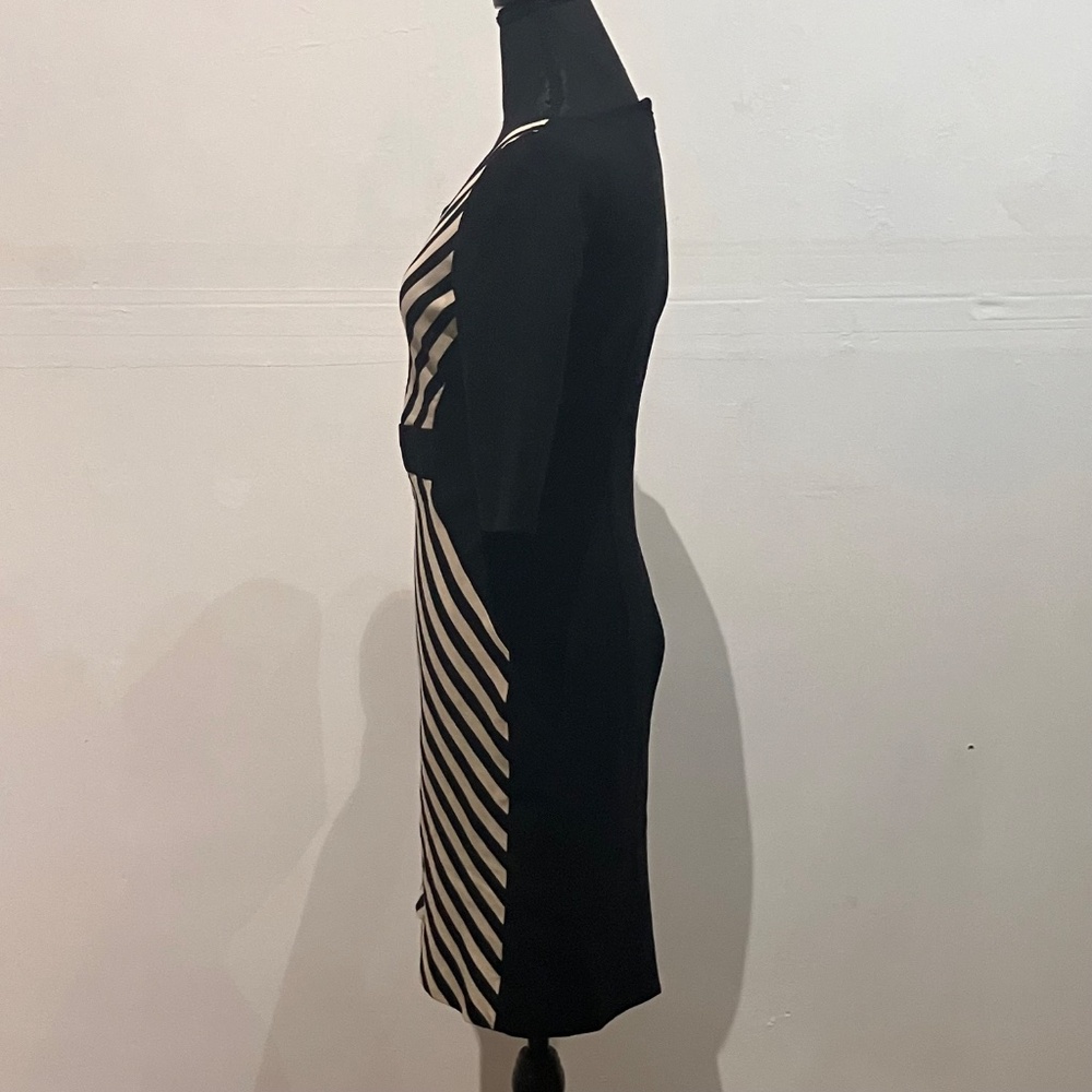 TAHARI Black, and white fitted dress - Picture 4 of 10